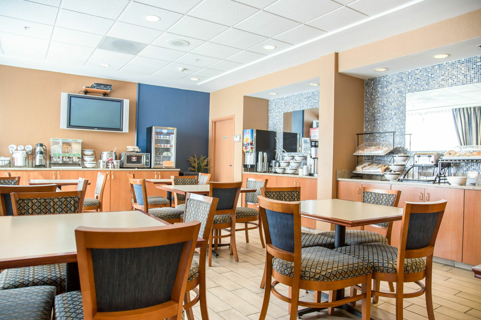 Comfort Inn & Suites Orlando North Σάνφορντ Εξωτερικό φωτογραφία